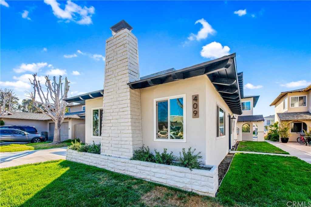 409 12th Street Huntington Beach, CA 92648 - Photo 1 of 17