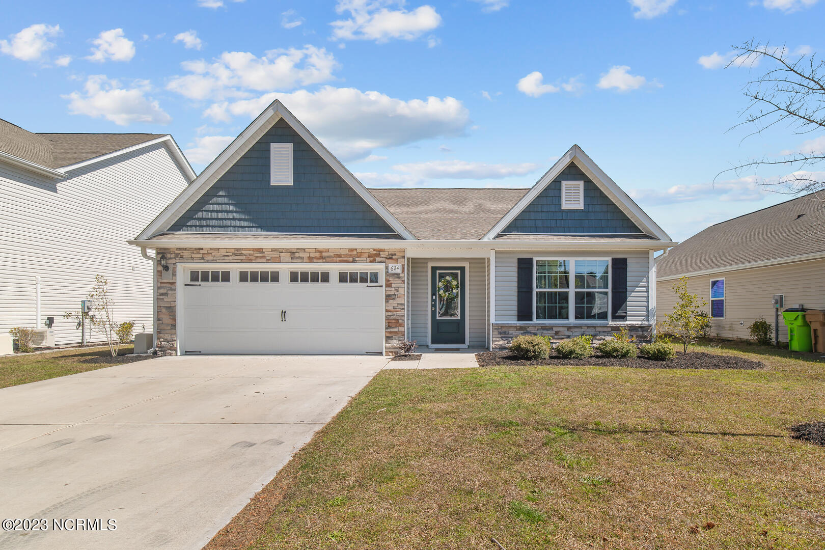 624 Aurora Place Hampstead, NC 28443 - Photo 1 of 40 1