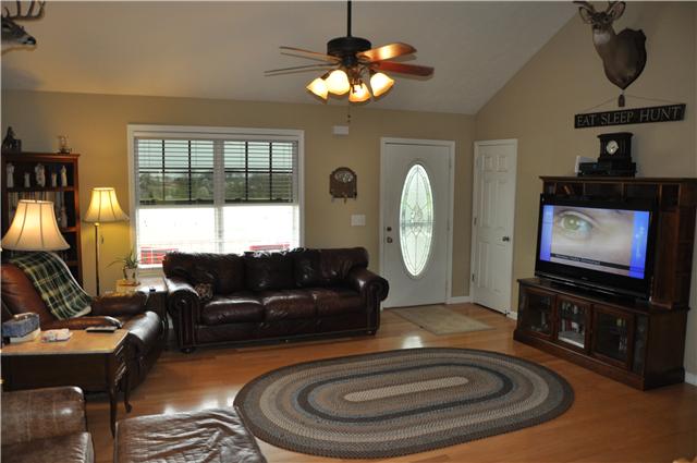 3757 Calista Road Cross Plains, TN 37049 - Photo 3 of 12 Gallery Image 3