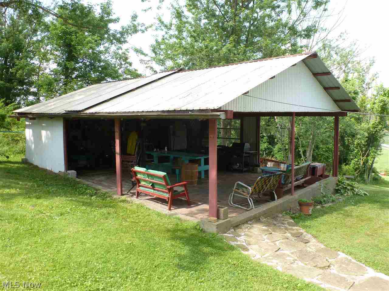 71538 Colerain Road Bridgeport, OH 43912 - Photo 13 of 14 Gallery Image 13