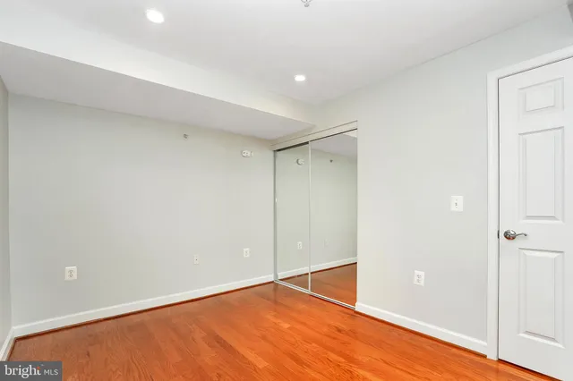 $2,850 | 4079 South Four Mile Run Drive, Unit 402, Arlington, VA 22204