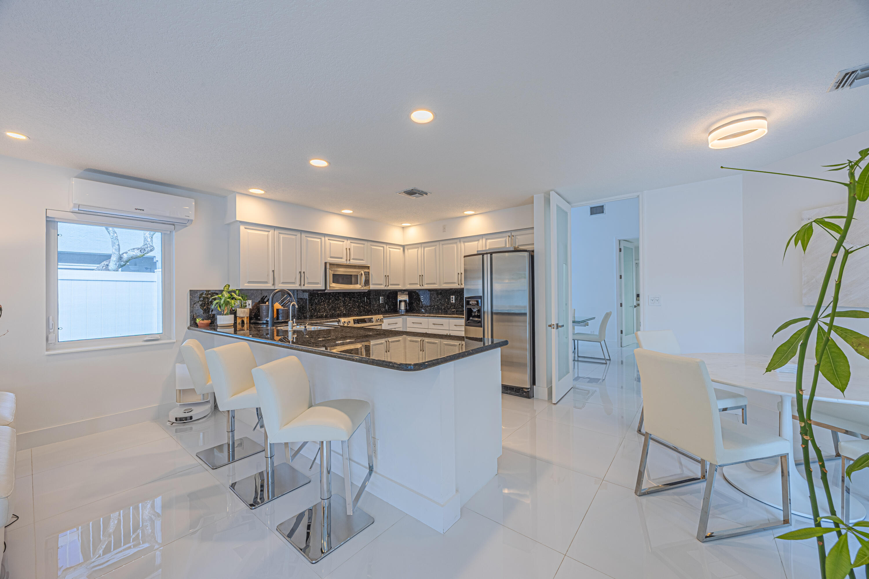 23246 L'Ermitage Circle Boca Raton, FL 33433 - Photo 11 of 38 153A0123-HDR