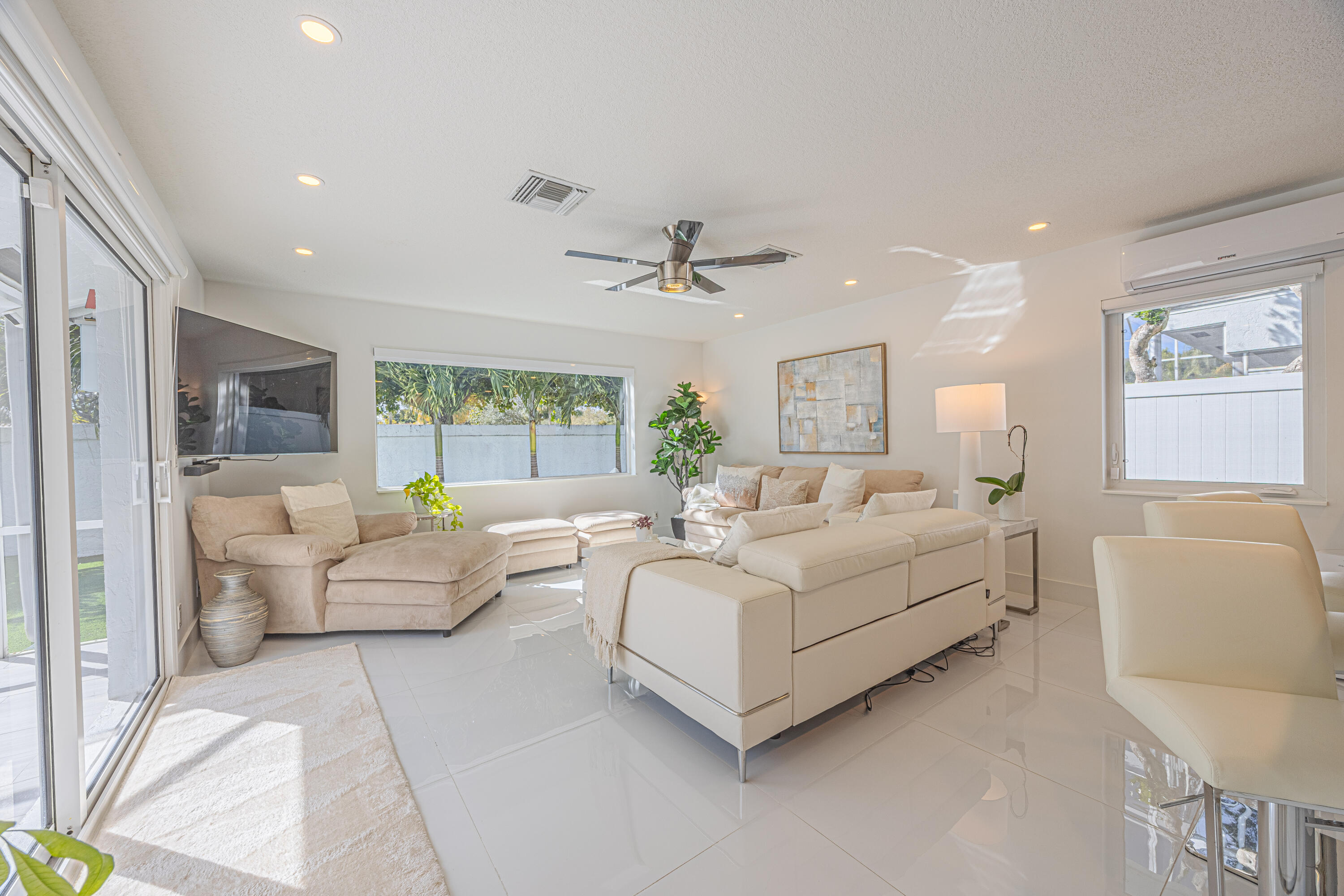 23246 L'Ermitage Circle Boca Raton, FL 33433 - Photo 13 of 38 153A0108-HDR