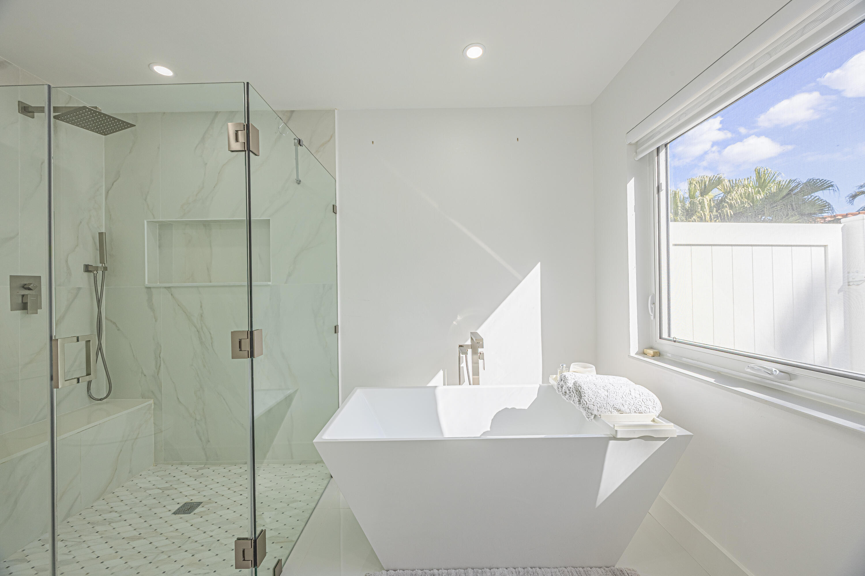 23246 L'Ermitage Circle Boca Raton, FL 33433 - Photo 20 of 38 153A0069-HDR