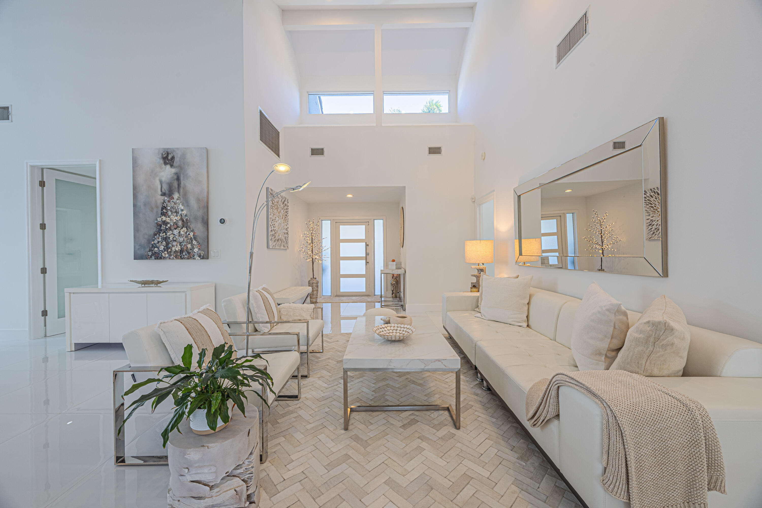 23246 L'Ermitage Circle Boca Raton, FL 33433 - Photo 4 of 38 153A0039-HDR