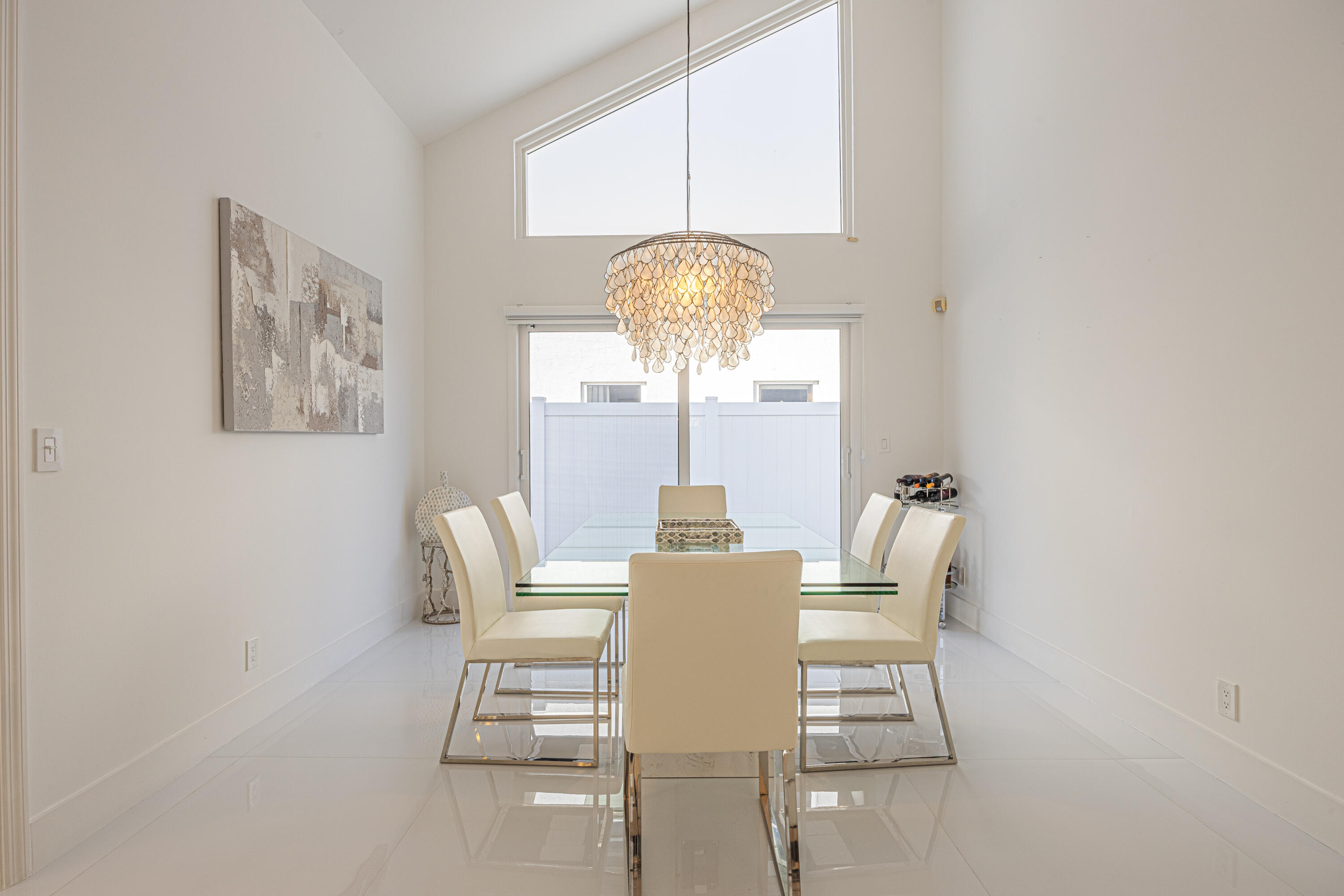 23246 L'Ermitage Circle Boca Raton, FL 33433 - Photo 8 of 38 153A0048-HDR