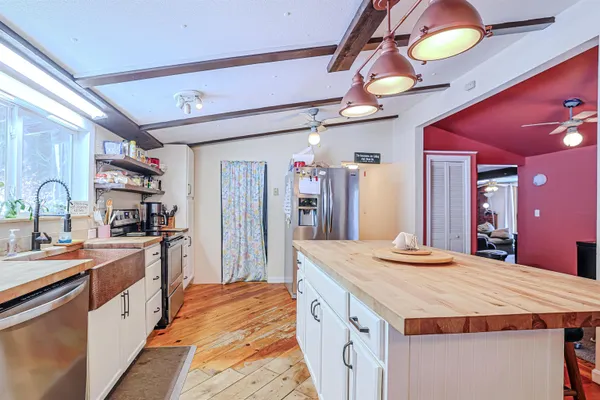 $349,900 | 21 Dodge Road, Hebron, NH 03241