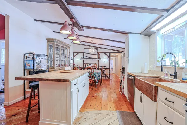 $349,900 | 21 Dodge Road, Hebron, NH 03241