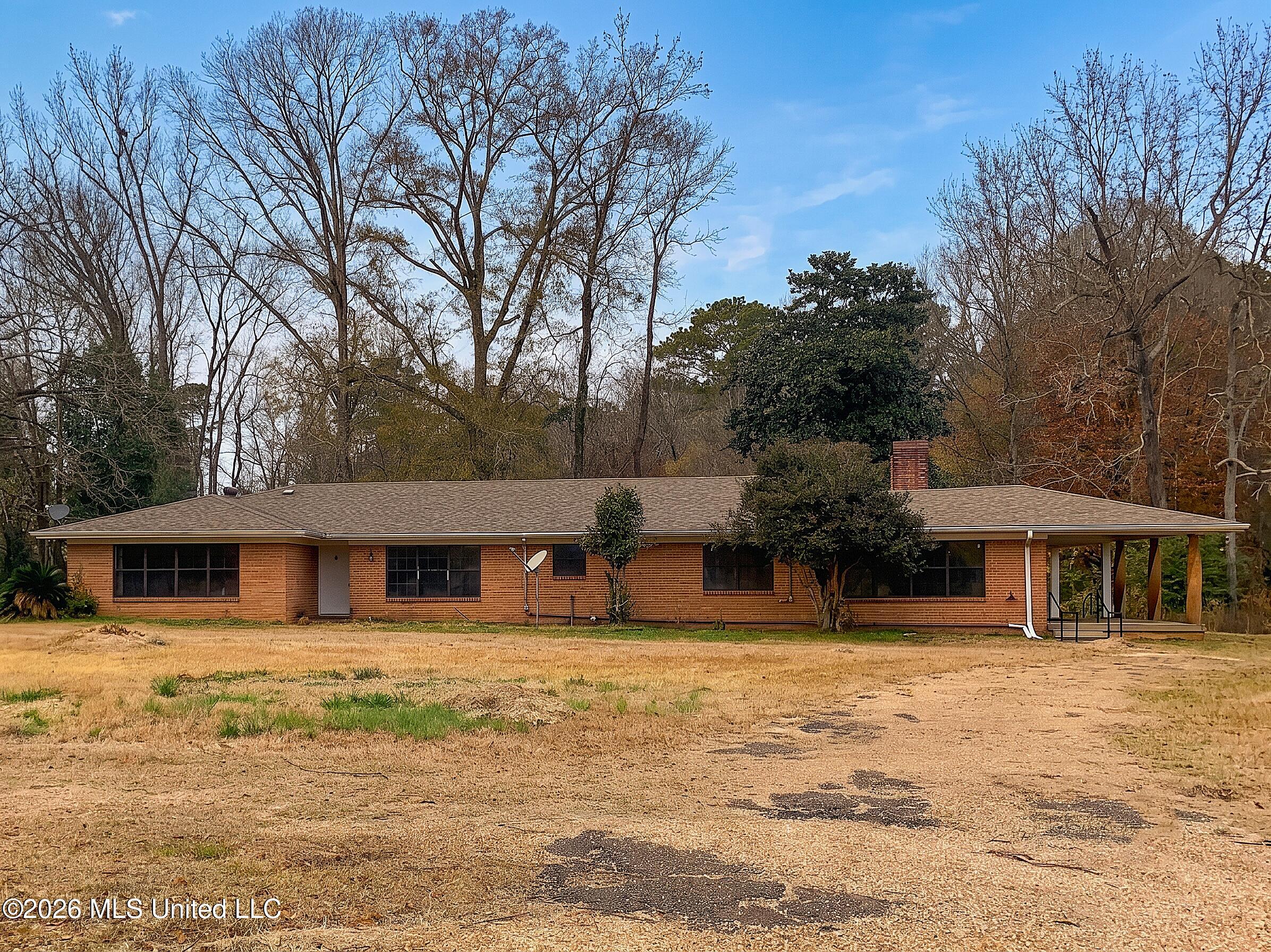 81 Henry Cox Road Monticello, MS 39654 - Photo 1 of 10 1 (Main Photo)
