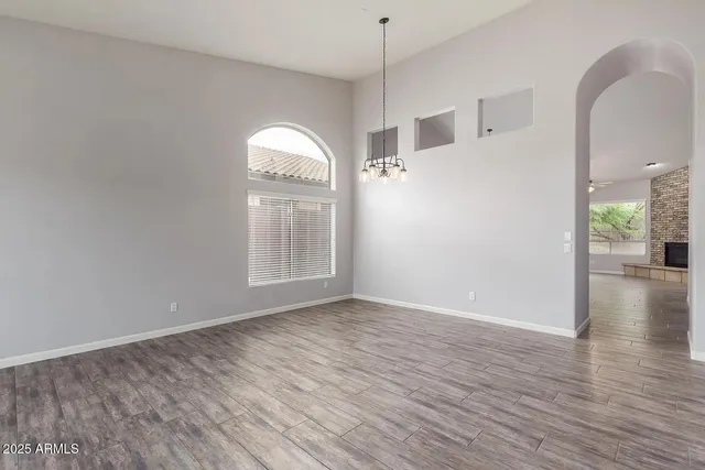 $2,750 | 7037 East Regina Street, Mesa, AZ 85207