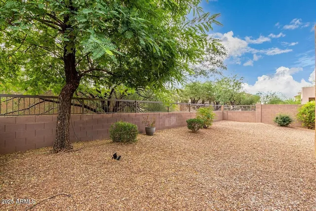 $2,750 | 7037 East Regina Street, Mesa, AZ 85207