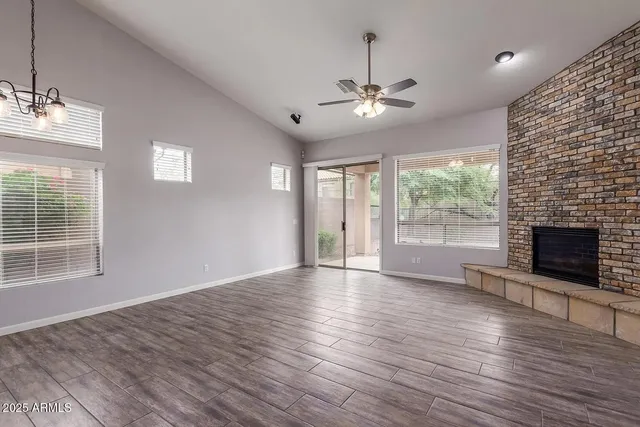 $2,750 | 7037 East Regina Street, Mesa, AZ 85207