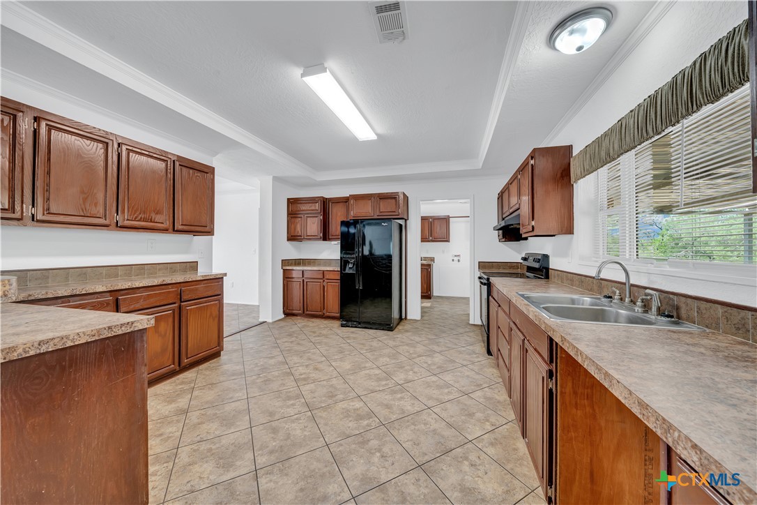 6 River Bluff Drive Lytle, TX 78052 - Photo 14 of 32