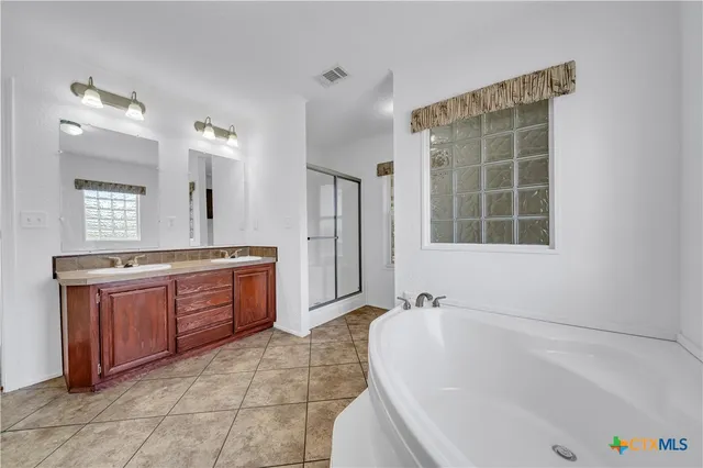 $395,000 | 6 River Bluff Drive, Lytle, TX 78052