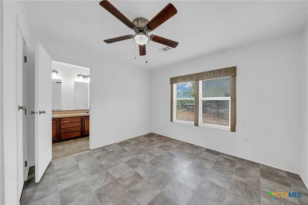 $395,000 | 6 River Bluff Drive, Lytle, TX 78052