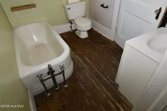 $159,900 | 205 South King Street, Windsor, NC 27983