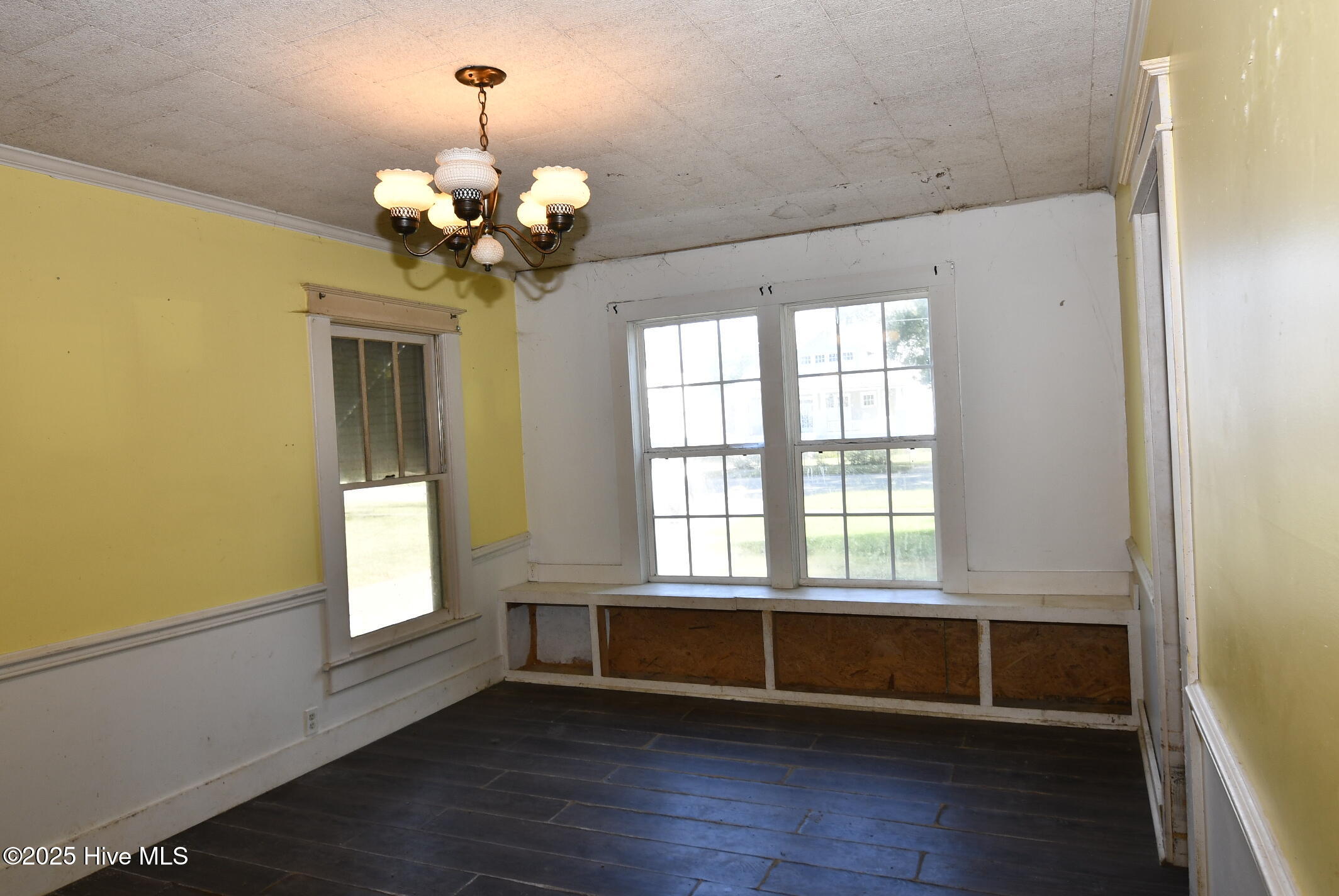 205 South King Street Windsor, NC 27983 - Photo 14 of 44 Bedroom 2 on 1st Floor