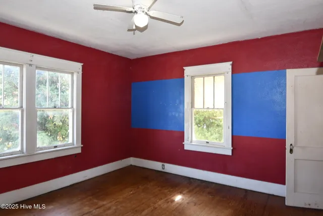 $159,900 | 205 South King Street, Windsor, NC 27983