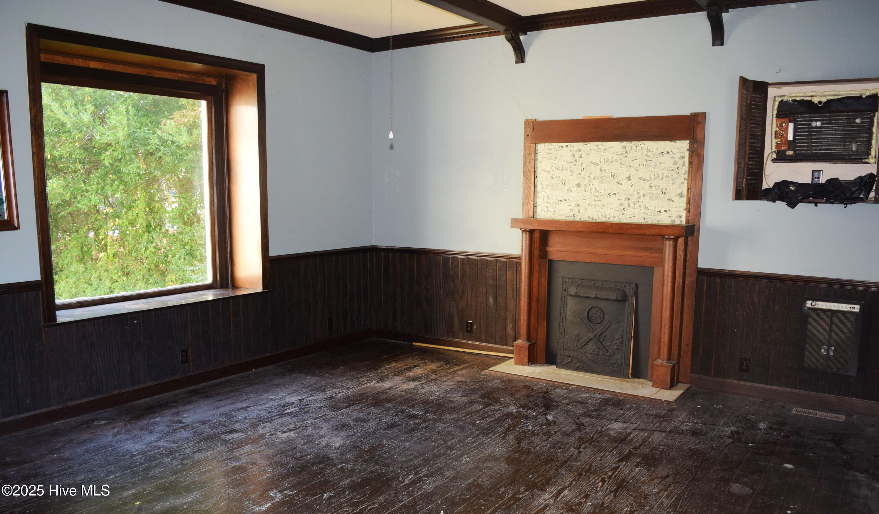 205 South King Street Windsor, NC 27983 - Photo 37 of 44 Great room or office