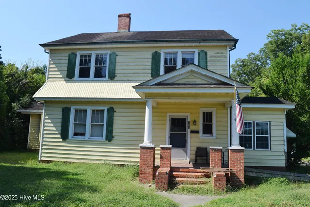 $159,900 | 205 South King Street, Windsor, NC 27983