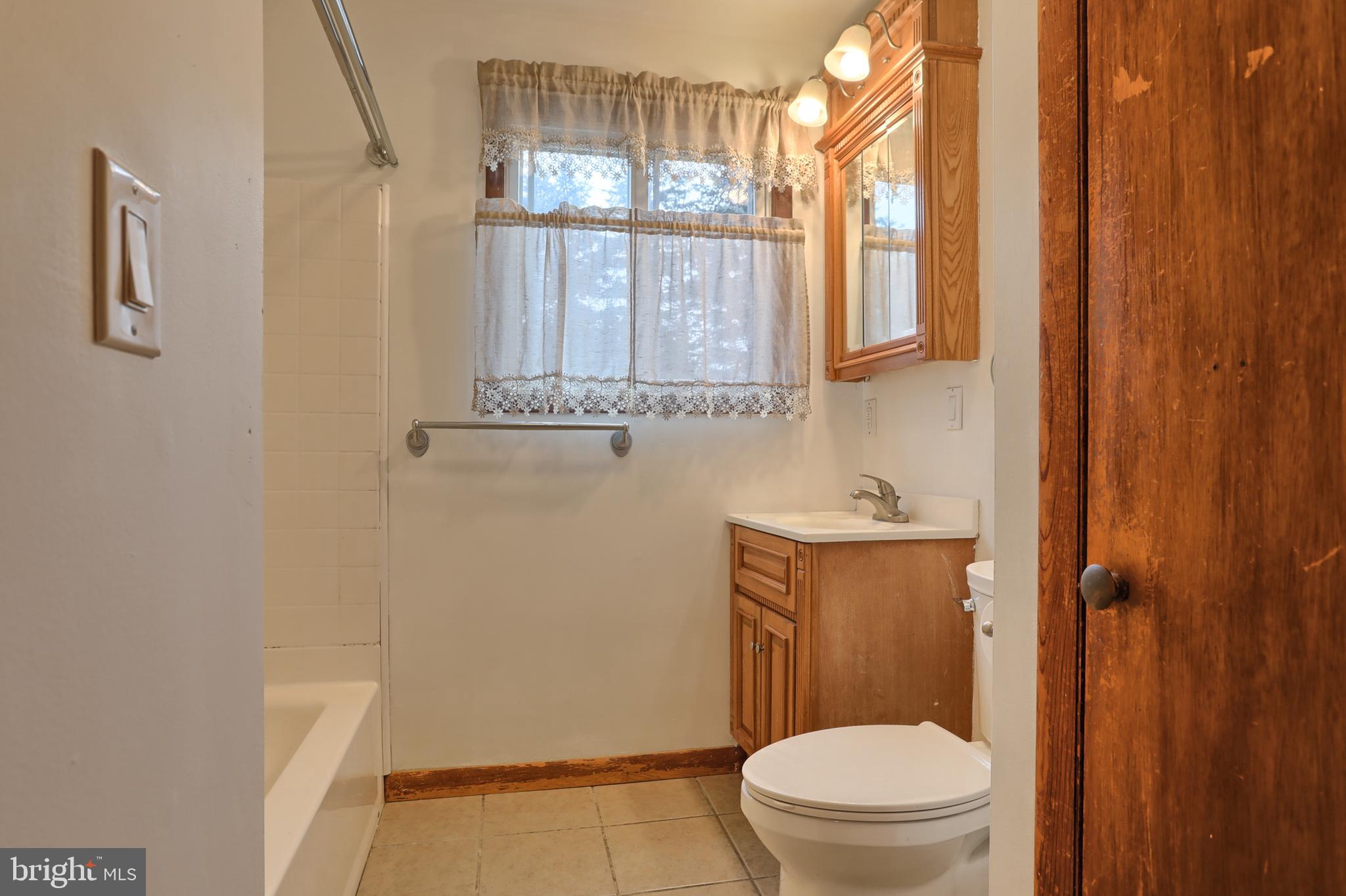388 Ridge Road Cumbola, PA 17930 - Photo 14 of 43