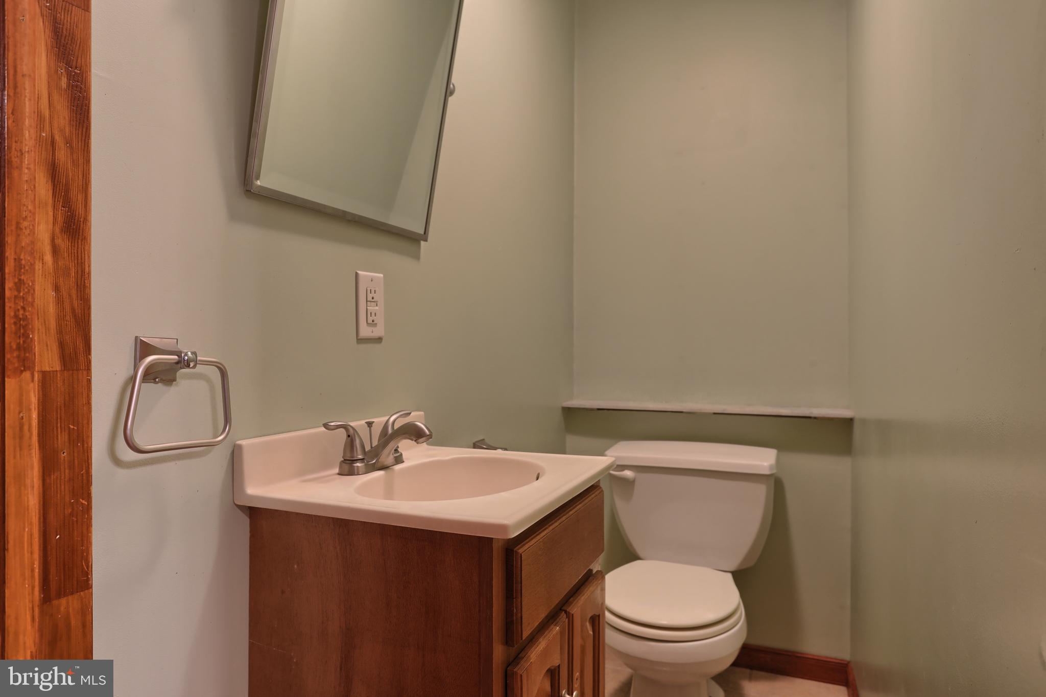 388 Ridge Road Cumbola, PA 17930 - Photo 10 of 43