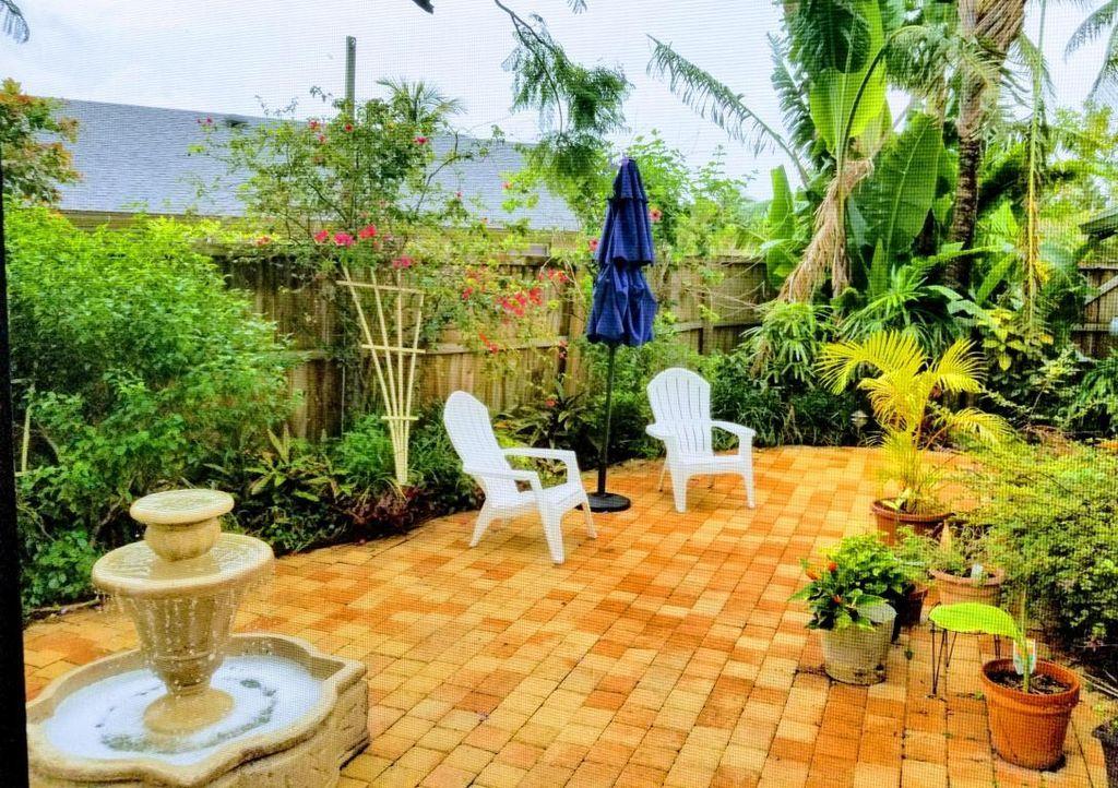 1017 Northwest 37th Avenue Delray Beach, FL 33445 - Photo 13 of 17 Courtyard2