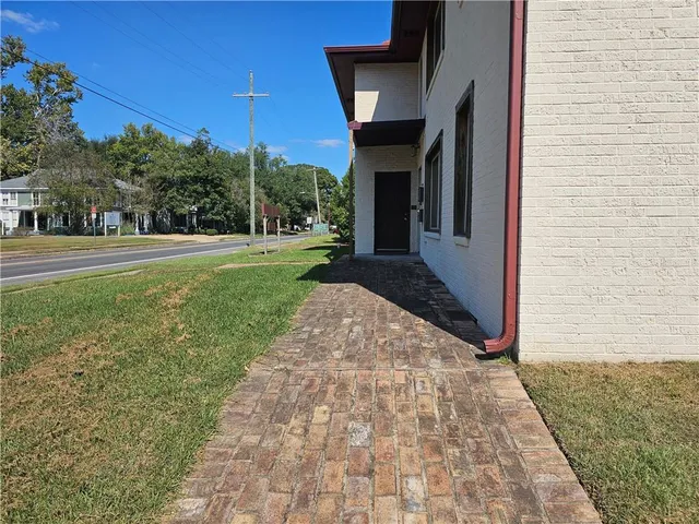 $325,000 | 2027 Jackson Street, Alexandria, LA 71301