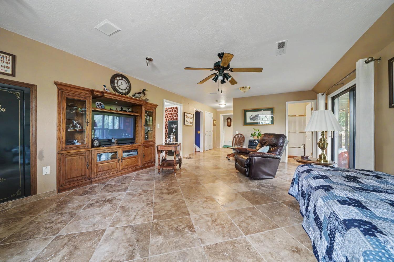 19970 Dawn Ridge Drive Jackson, CA 95642 - Photo 45 of 56 Downstairs Living Area