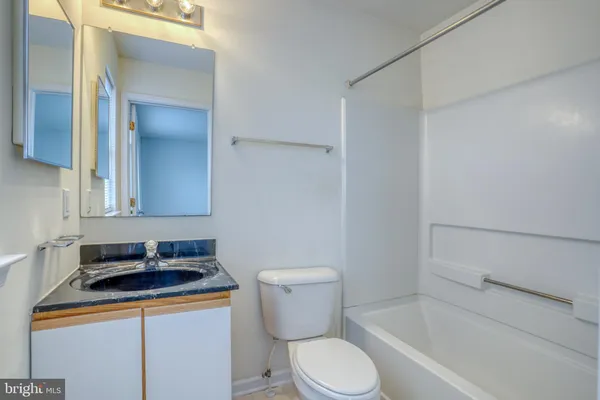 $2,100 | 407 Champs Lane, Middletown, DE 19709