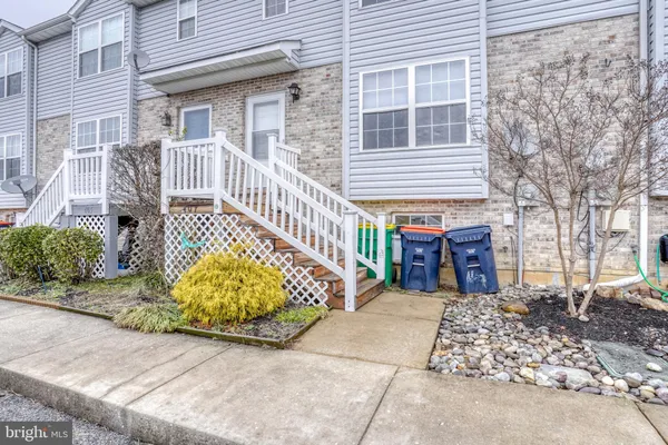 $2,100 | 407 Champs Lane, Middletown, DE 19709