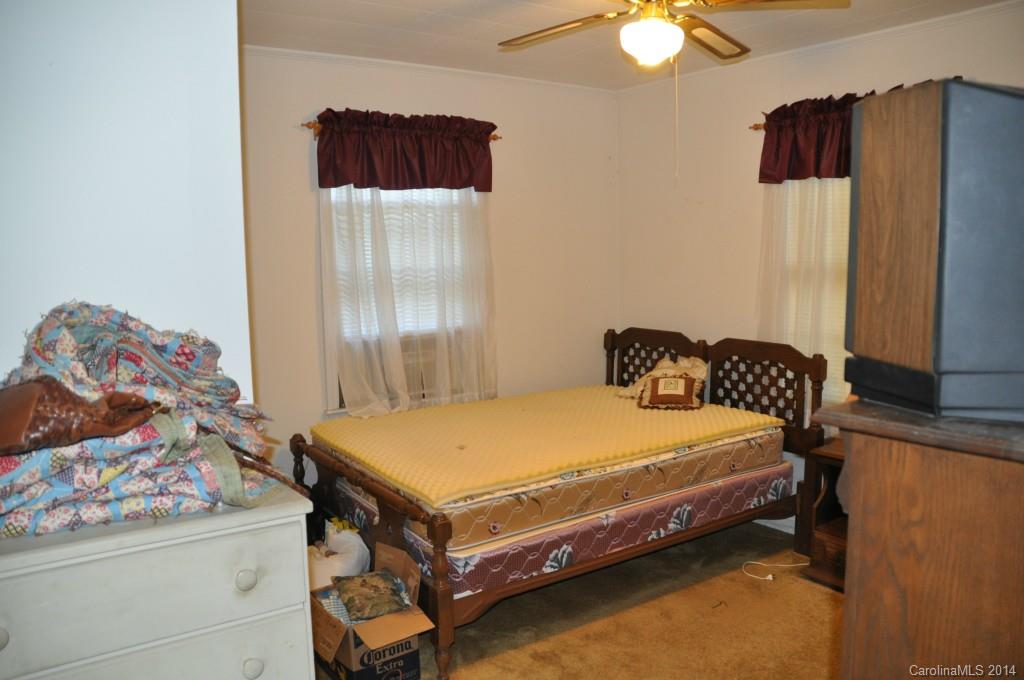 2532 Hickory Grove Road Gastonia, NC 28056 - Photo 9 of 9 Gallery Image 9