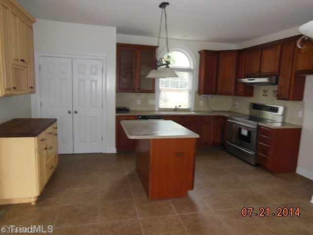 290 Slater Road Lewisville, NC 27023 - Photo 4 of 7 Kitchen.
