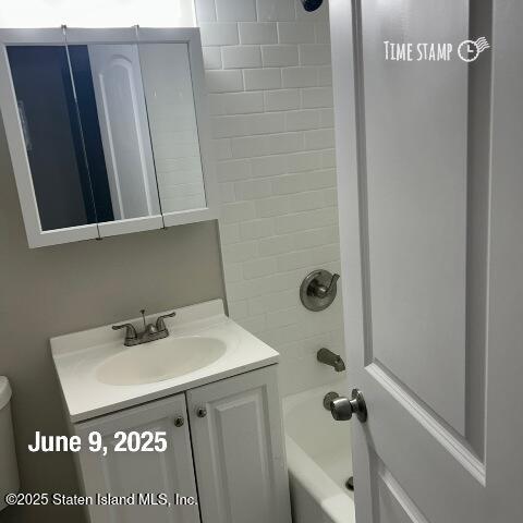 1000 Clove Road, Unit 2D Staten Island, NY 10301 - Photo 5 of 12 4