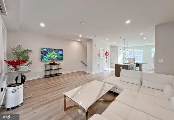 $819,000 | 4456 Sulford Terrace, Chantilly, VA 20151