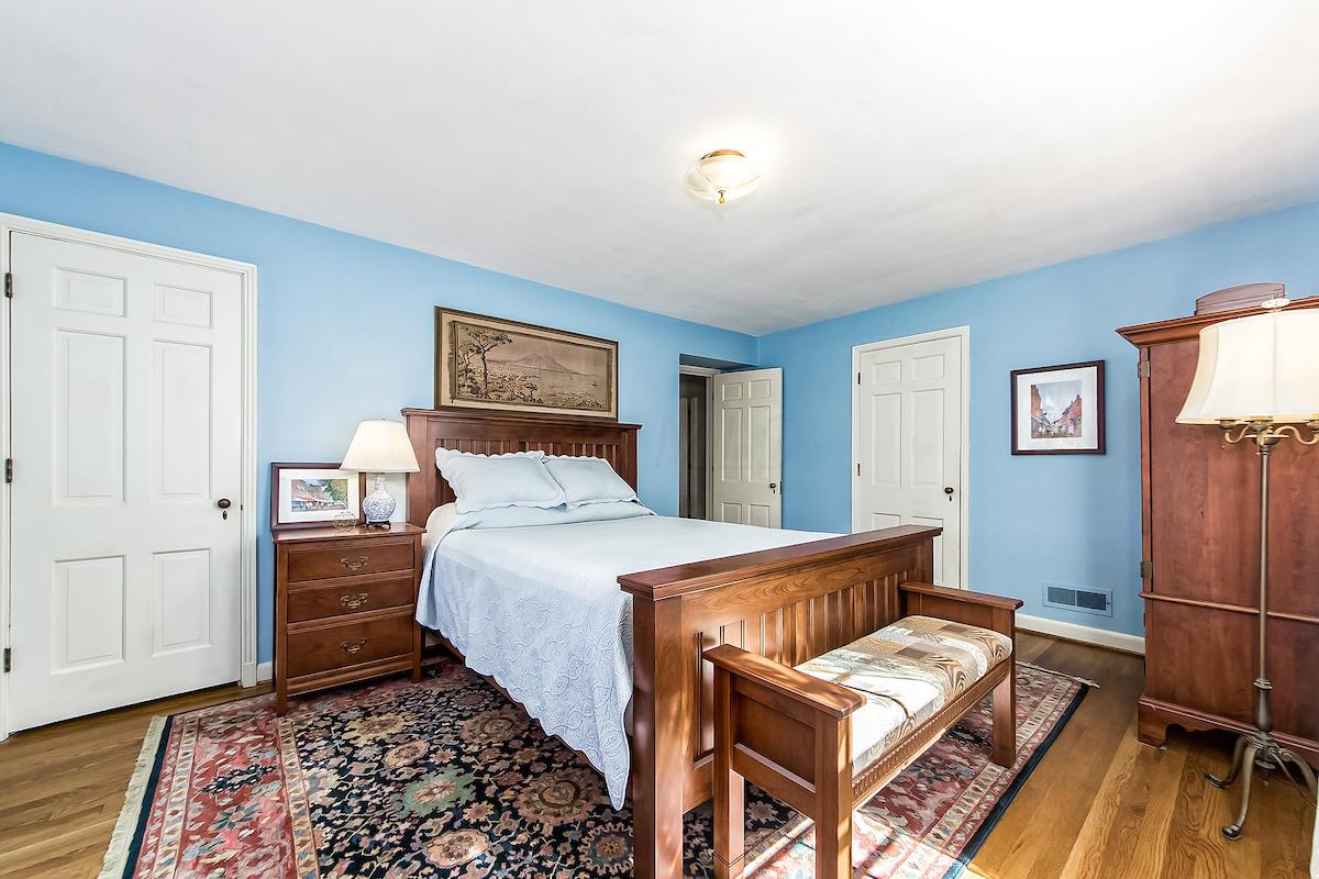 128 South Ardmore Road Columbus, OH 43209 - Photo 29 of 46
