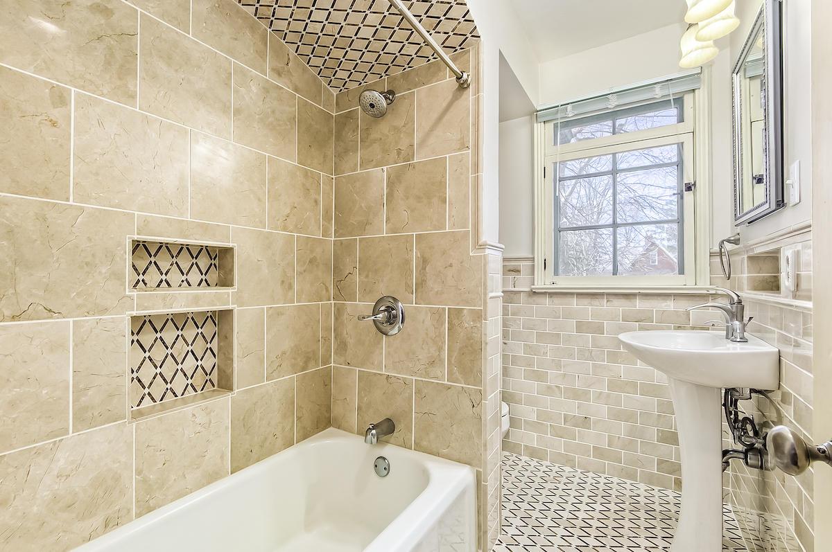 128 South Ardmore Road Columbus, OH 43209 - Photo 33 of 46