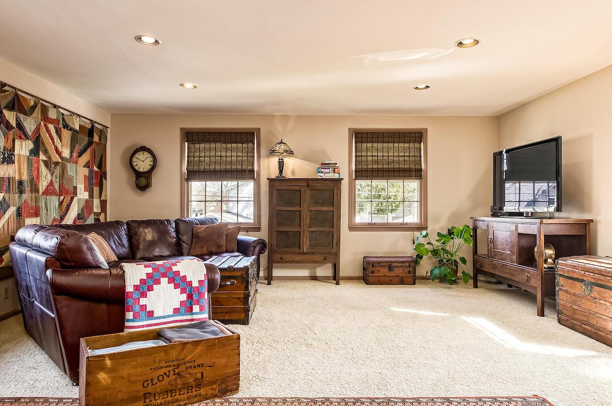 128 South Ardmore Road Columbus, OH 43209 - Photo 36 of 46