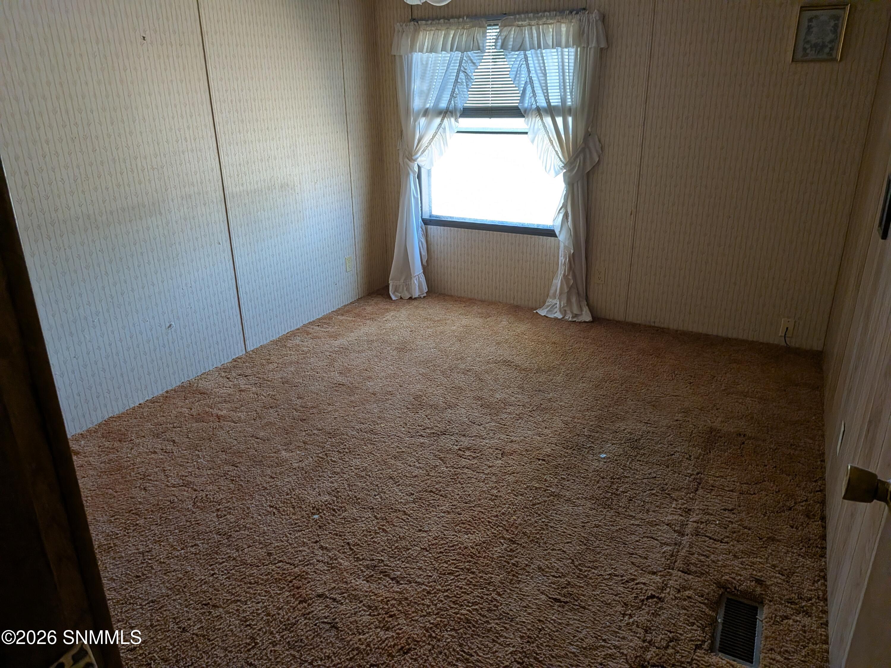 33 Southland Road Alamogordo, NM 88310 - Photo 10 of 16 Bedroom