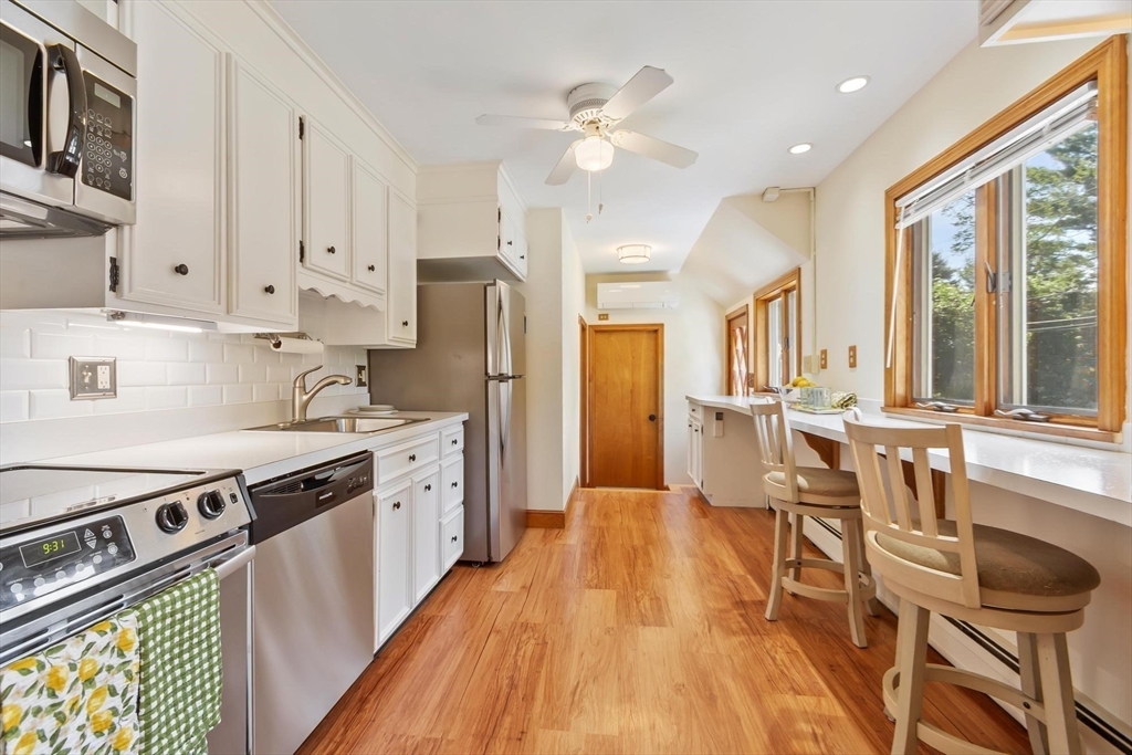 15 Alderbrook Road Andover, MA 01810 - Photo 11 of 34