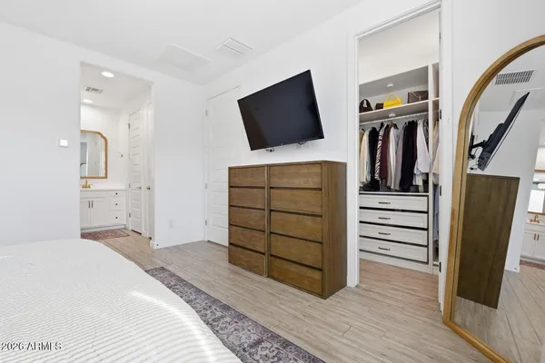 $476,900 | 1329 East Irwin Avenue, Phoenix, AZ 85042