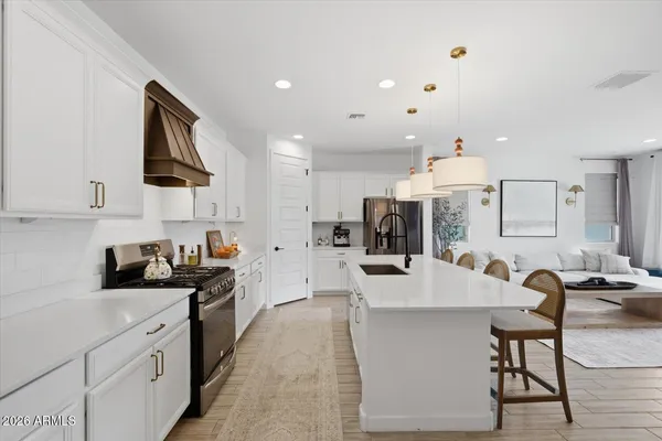 $476,900 | 1329 East Irwin Avenue, Phoenix, AZ 85042