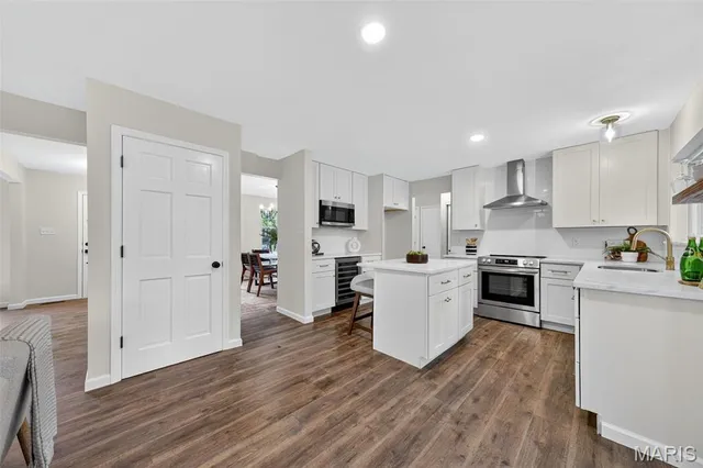 $444,500 | 3928 Rhine Court, St. Charles, MO 63304
