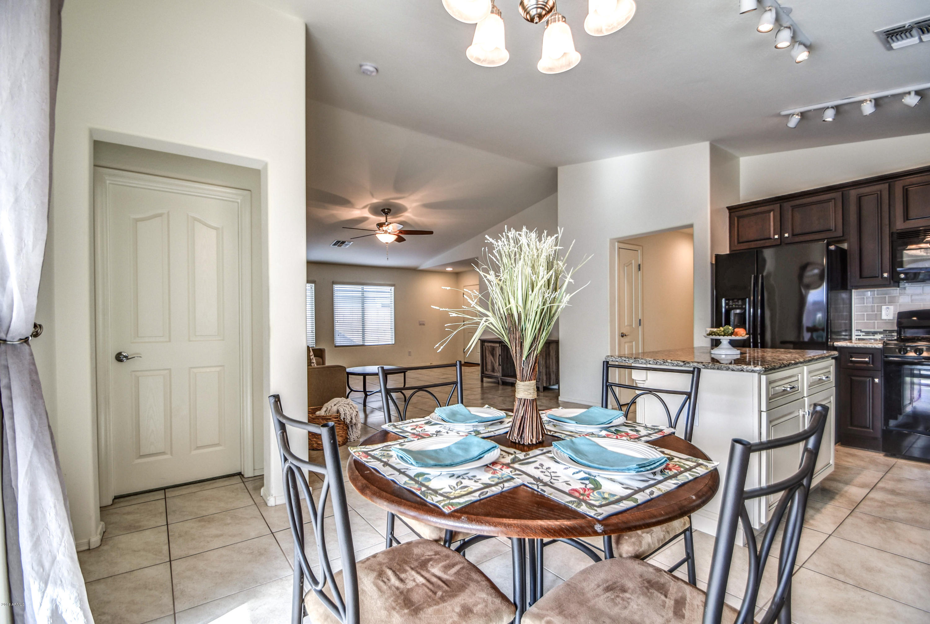 2199 East Stacey Road Gilbert, AZ 85298 - Photo 13 of 40 KITCHEN 2