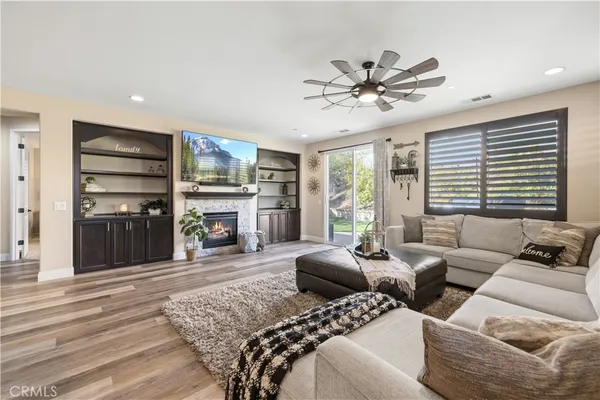 $1,069,900 | 24903 Shadow Ridge Court, Valencia, CA 91354