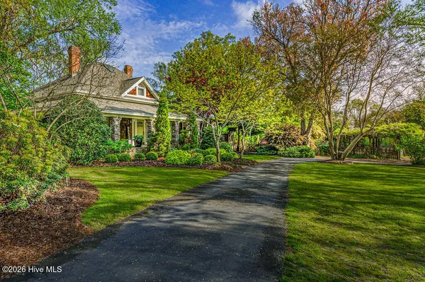$925,000 | 200 Cameron Avenue, Vass, NC 28394