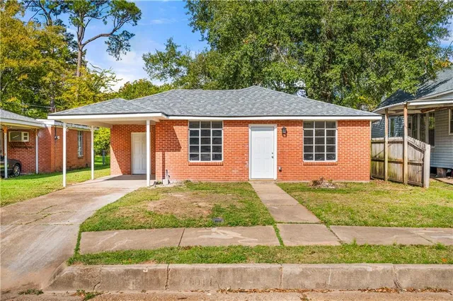 $140,000 | 2230 Albert Street, Alexandria, LA 71301