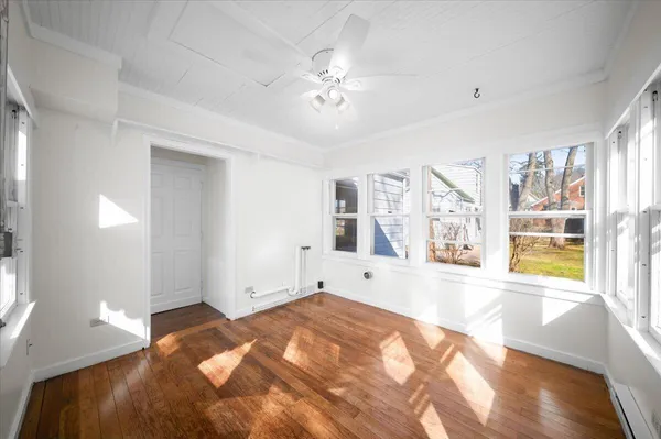 $230,000 | 705 North Jefferson Street, Lowell, MI 49331