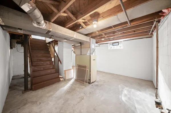 $230,000 | 705 North Jefferson Street, Lowell, MI 49331