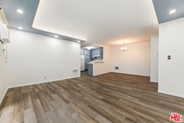 $3,150 | 360 South Euclid Avenue, Unit 219, Pasadena, CA 91101